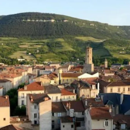 T2 Lumineux Hypercentre شقة *